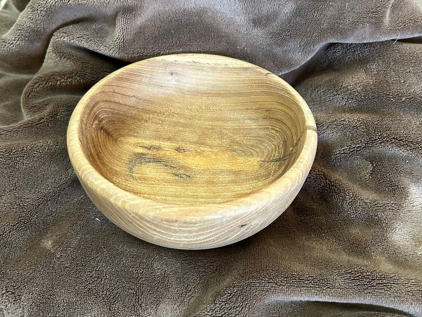 Bowl wooden